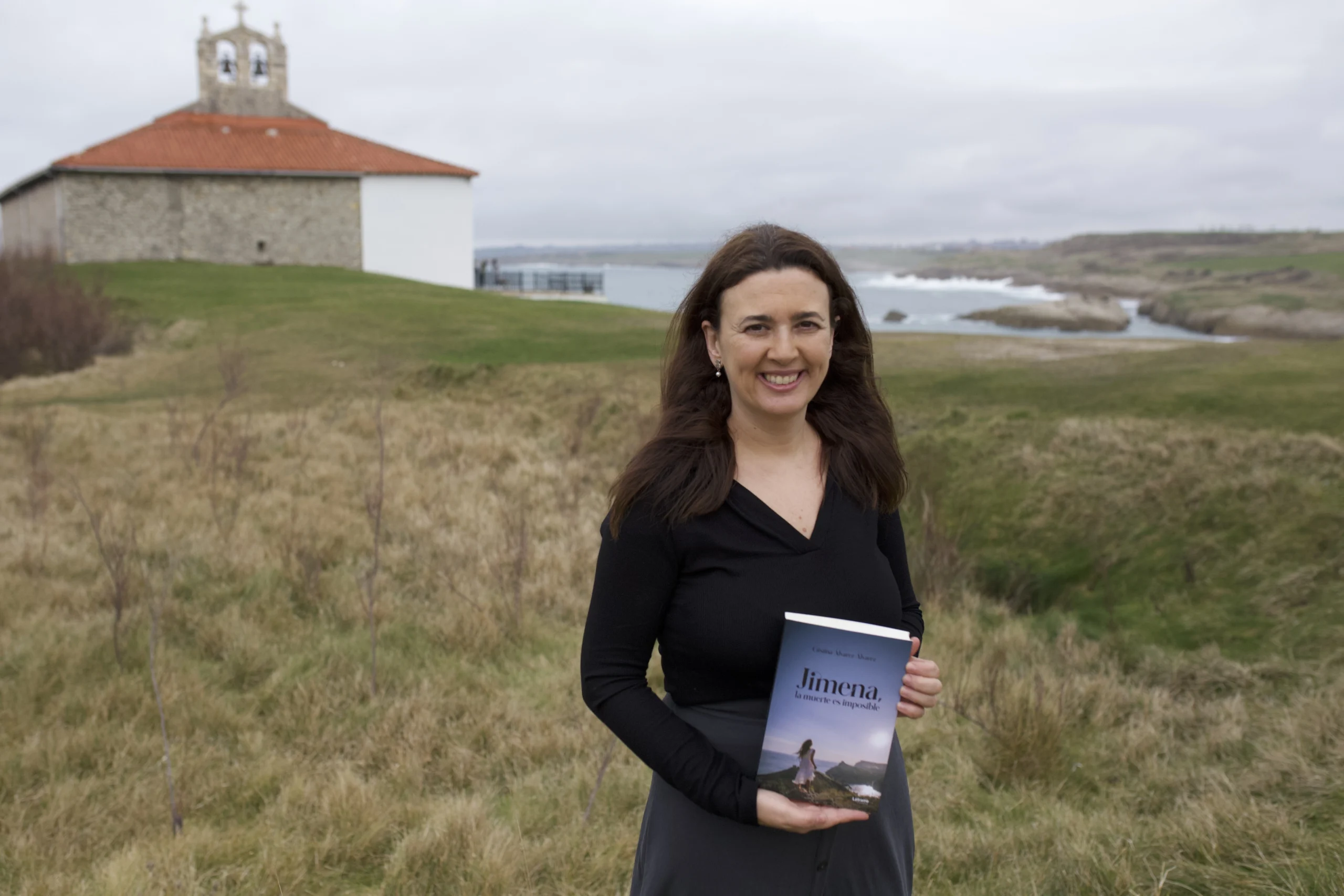 Cristina Álvarez Álvarez sorprende con su novela "Jimena, la muerte es imposible"