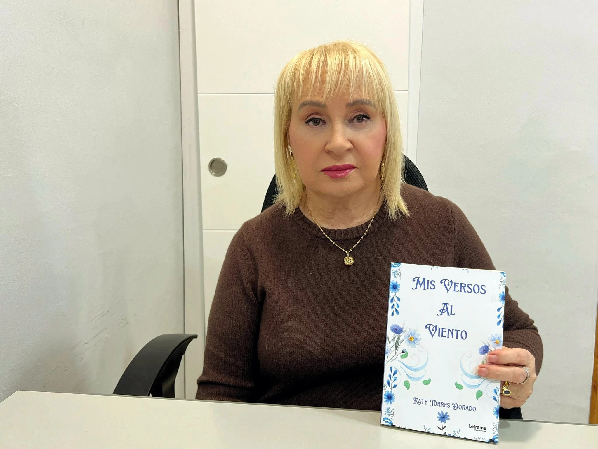 Katy Torres Dorado lanza su tercer poemario: sensibilidad y romanticismo en cada verso