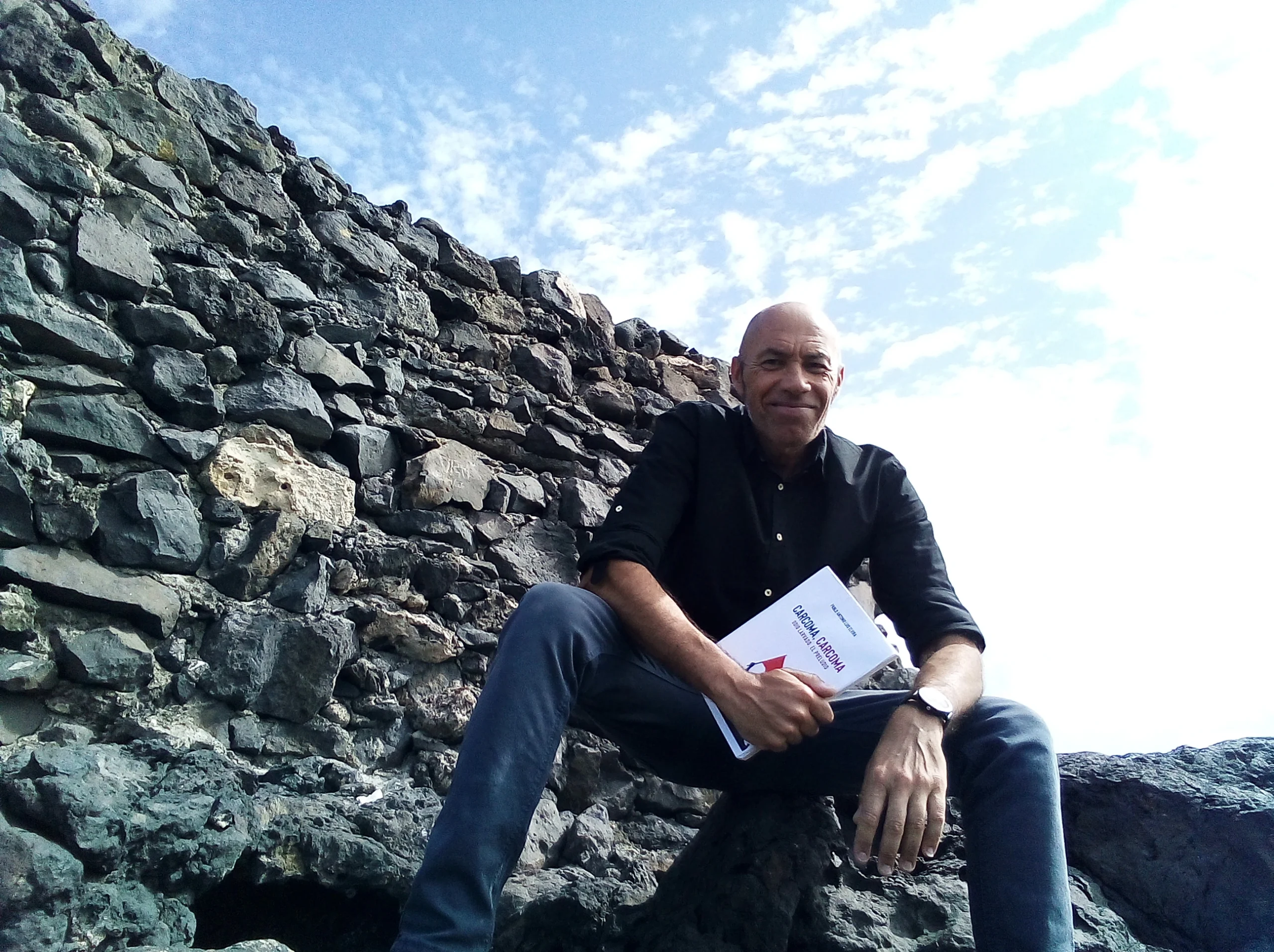 Pablo Antonio Luis Elvira revive un episodio olvidado de la historia española en su primera novela